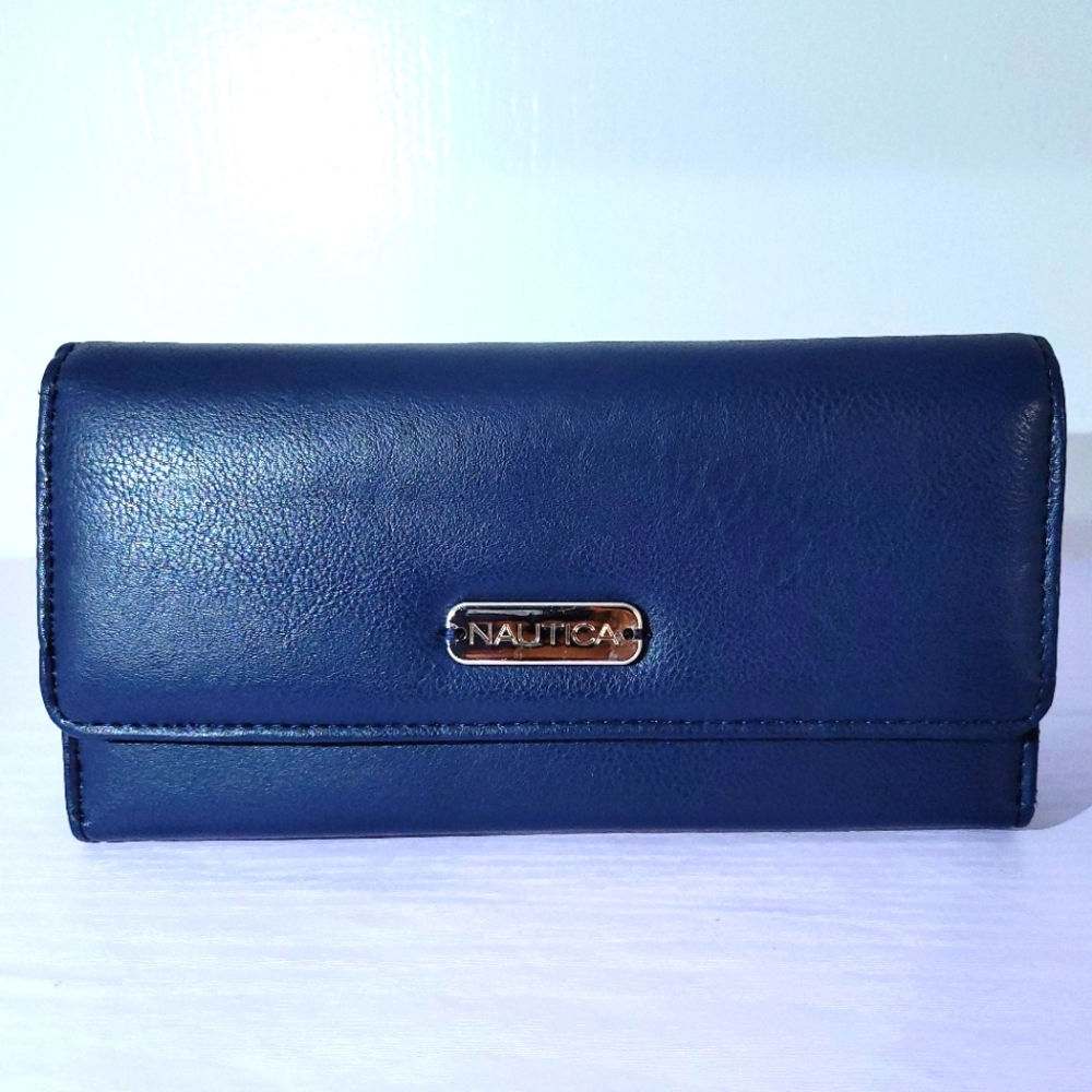 Nautica RFID Classic Blue Original Wallet With 14 Card Space